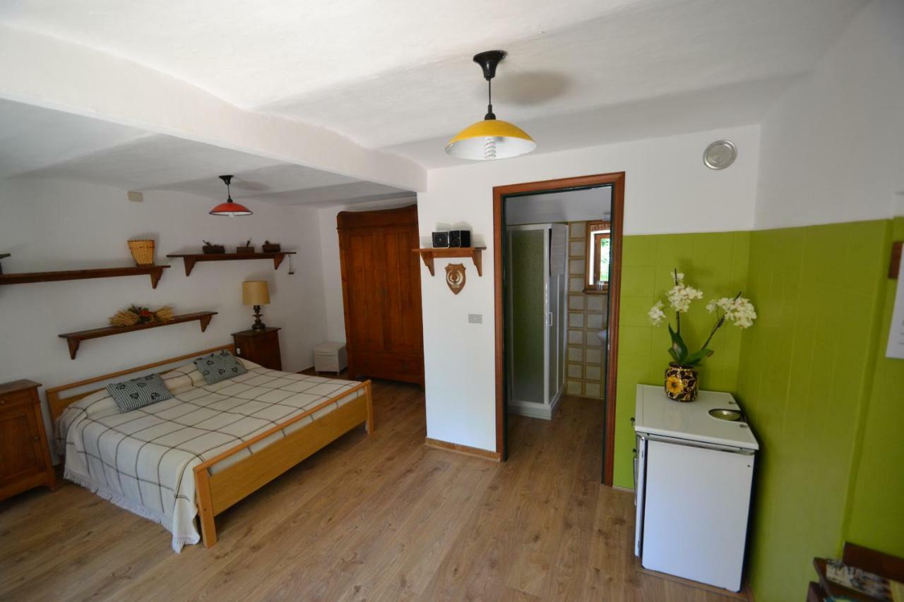 B&B 'L Cumbalot Perosa Argentina Екстериор снимка