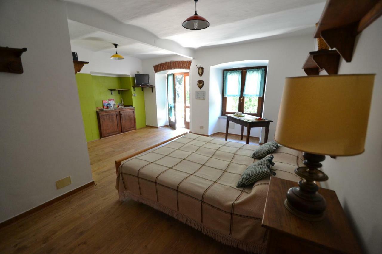 B&B 'L Cumbalot Perosa Argentina Екстериор снимка